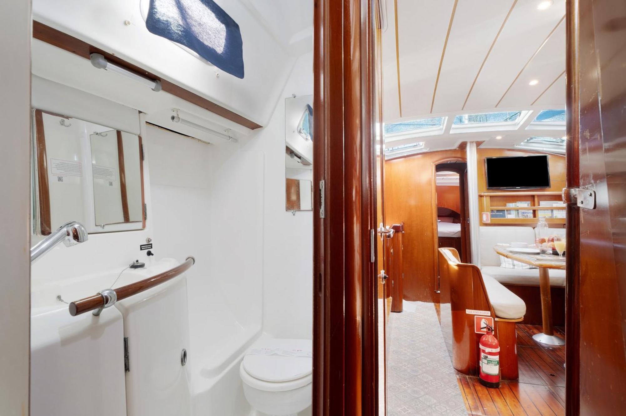 Pato Lucas Sail Boat Hotel San Sebastián de la Gomera Екстериор снимка