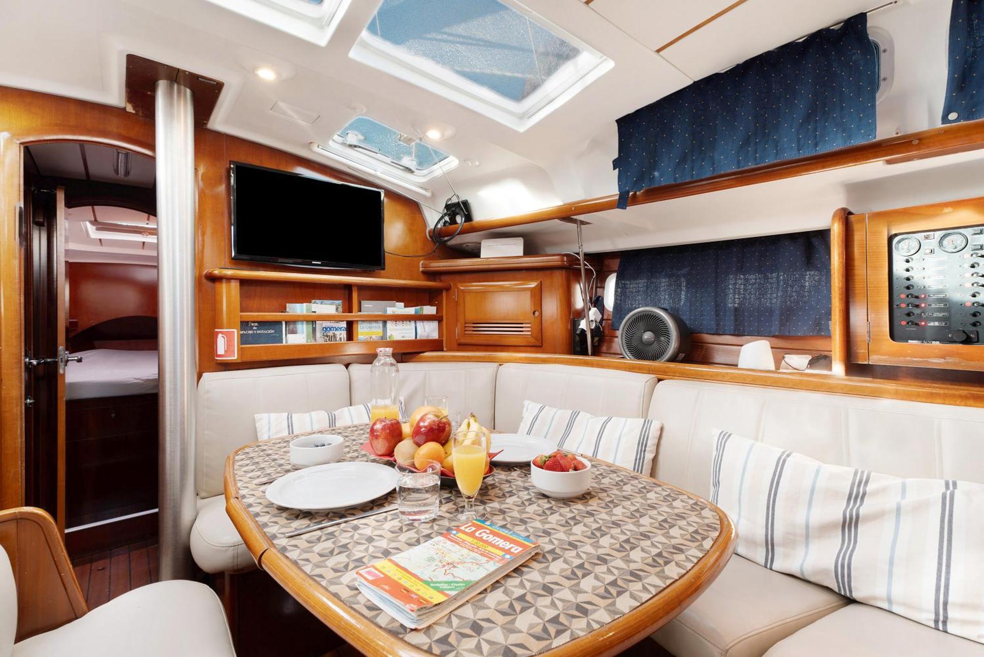 Pato Lucas Sail Boat Hotel San Sebastián de la Gomera Екстериор снимка