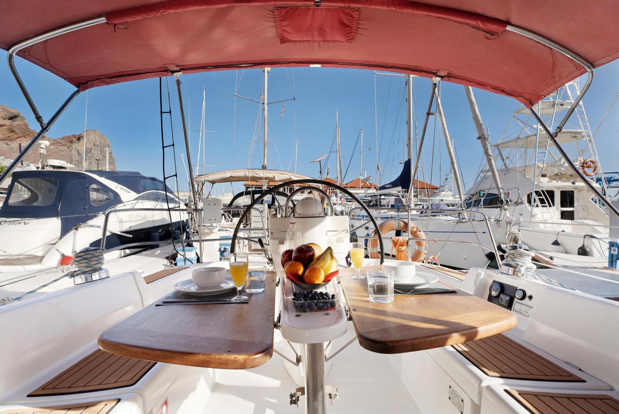 Pato Lucas Sail Boat Hotel San Sebastián de la Gomera Екстериор снимка